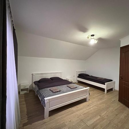Harmony Bed & Breakfast Lazeshchyna Exterior photo