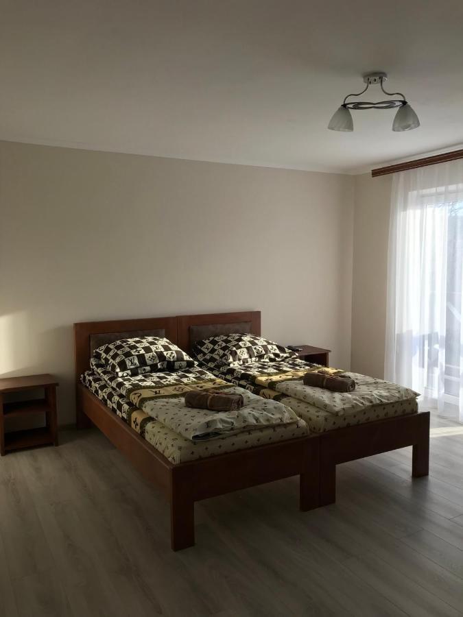 Harmony Bed & Breakfast Lazeshchyna Exterior photo