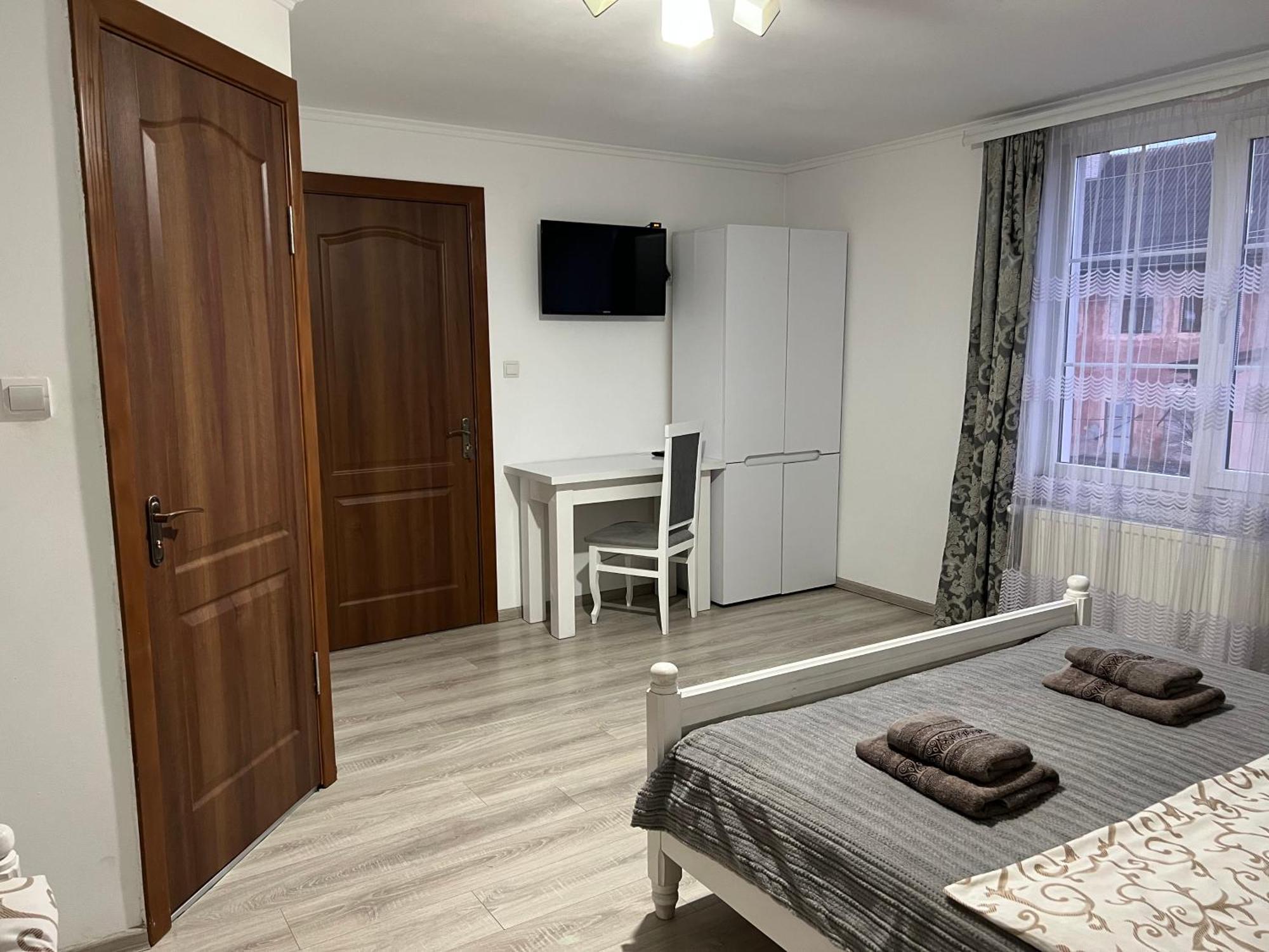 Harmony Bed & Breakfast Lazeshchyna Exterior photo